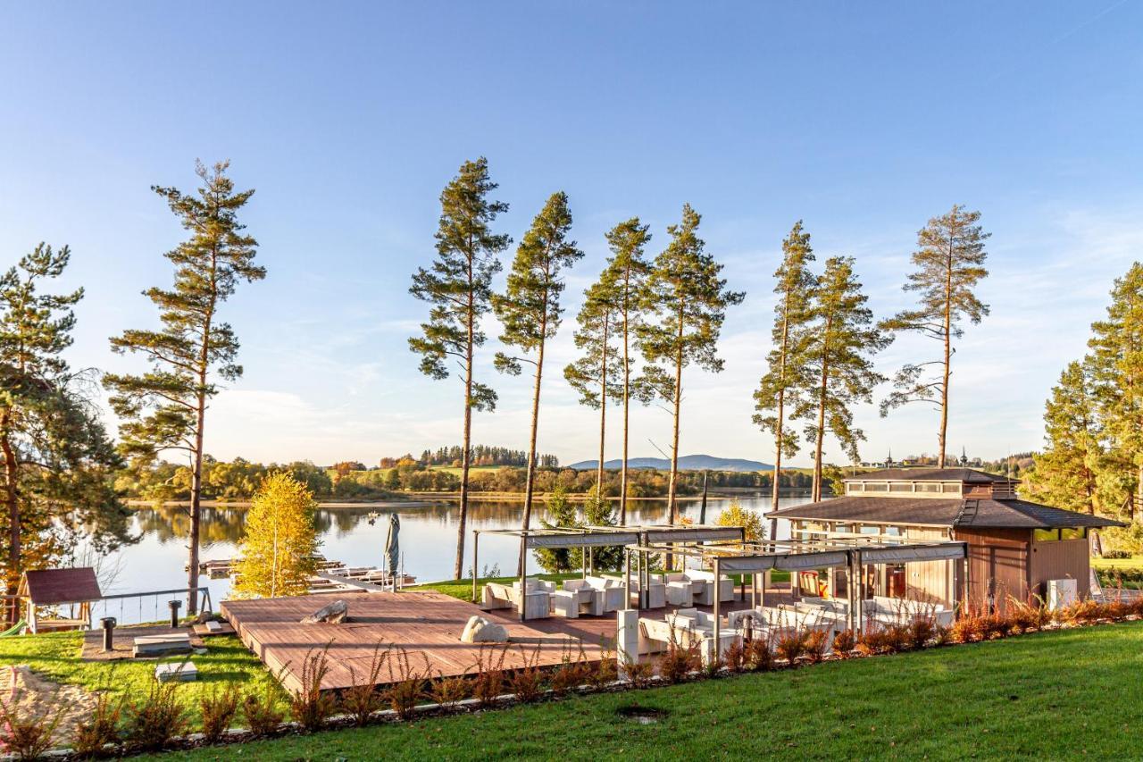 Lipno - Lakeside Village - Vetrnik Frymburk nad Vltavou Exterior foto