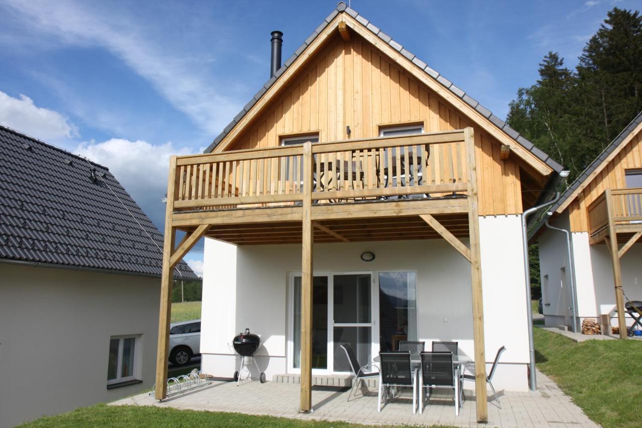 Lipno - Lakeside Village - Vetrnik Frymburk nad Vltavou Exterior foto